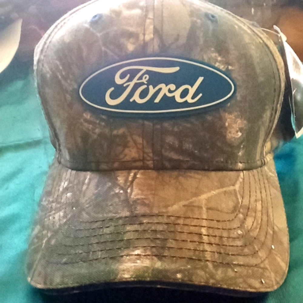 Camo Real Tree Ford Hat with rubber patch